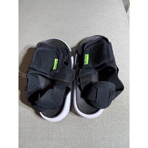 Nike air jordan play slide sandals black/white neon green mens size 9